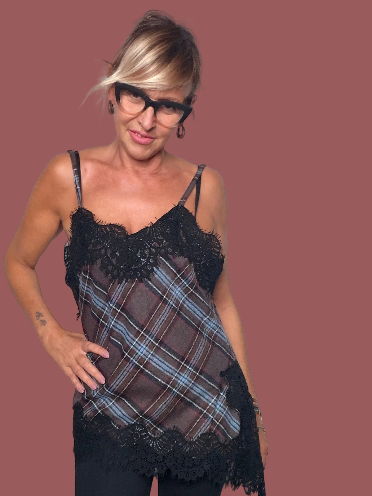 Top a Bretelle Tartan con Bordi in Pizzo