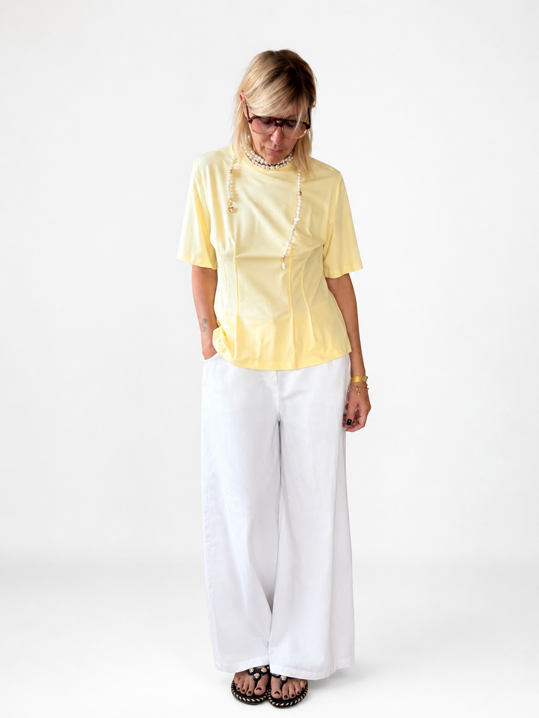 Pantalone cropped tinta capo