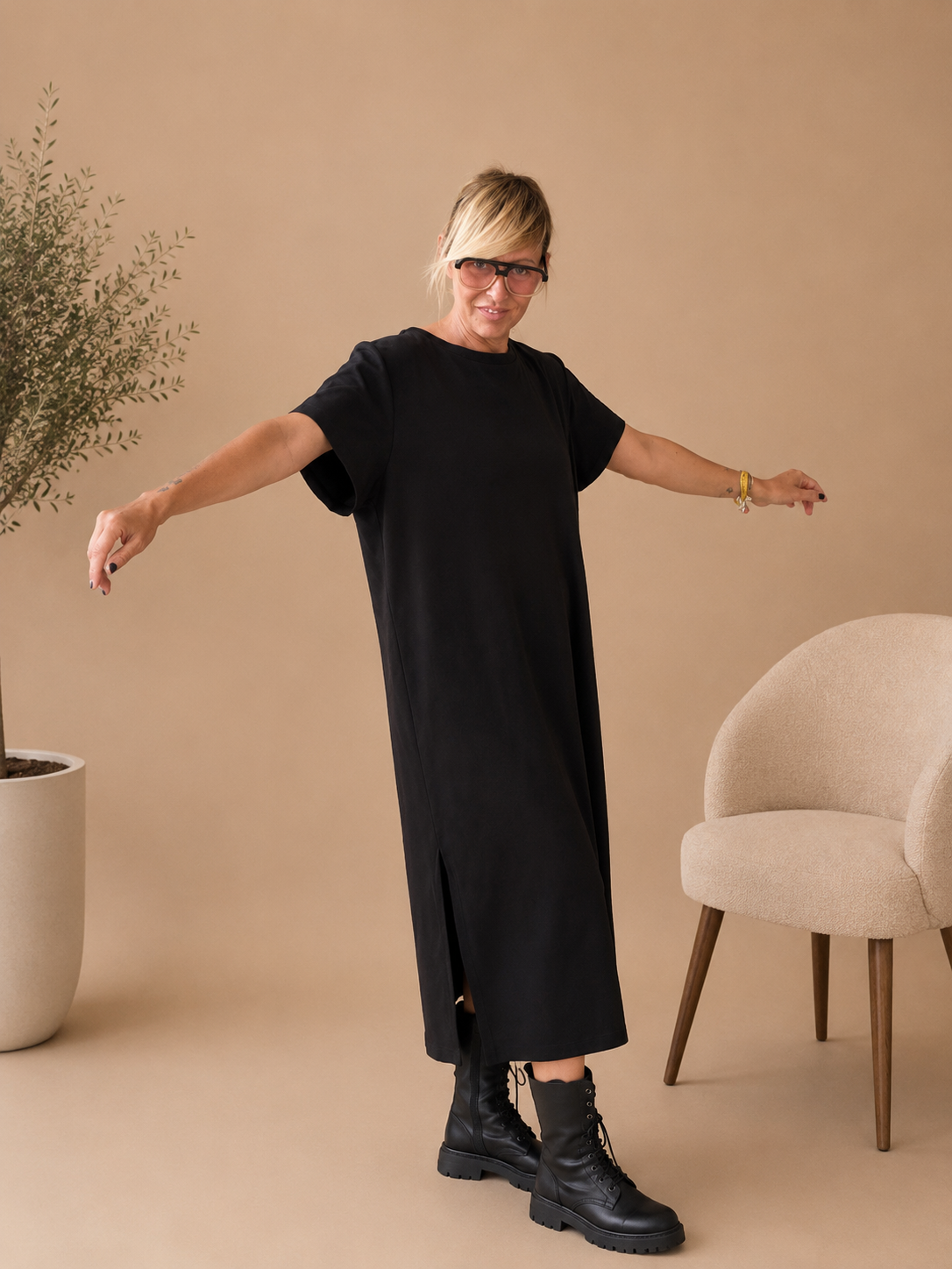 Abito Maxi T-Shirt Nero Jersey Spacco Laterale