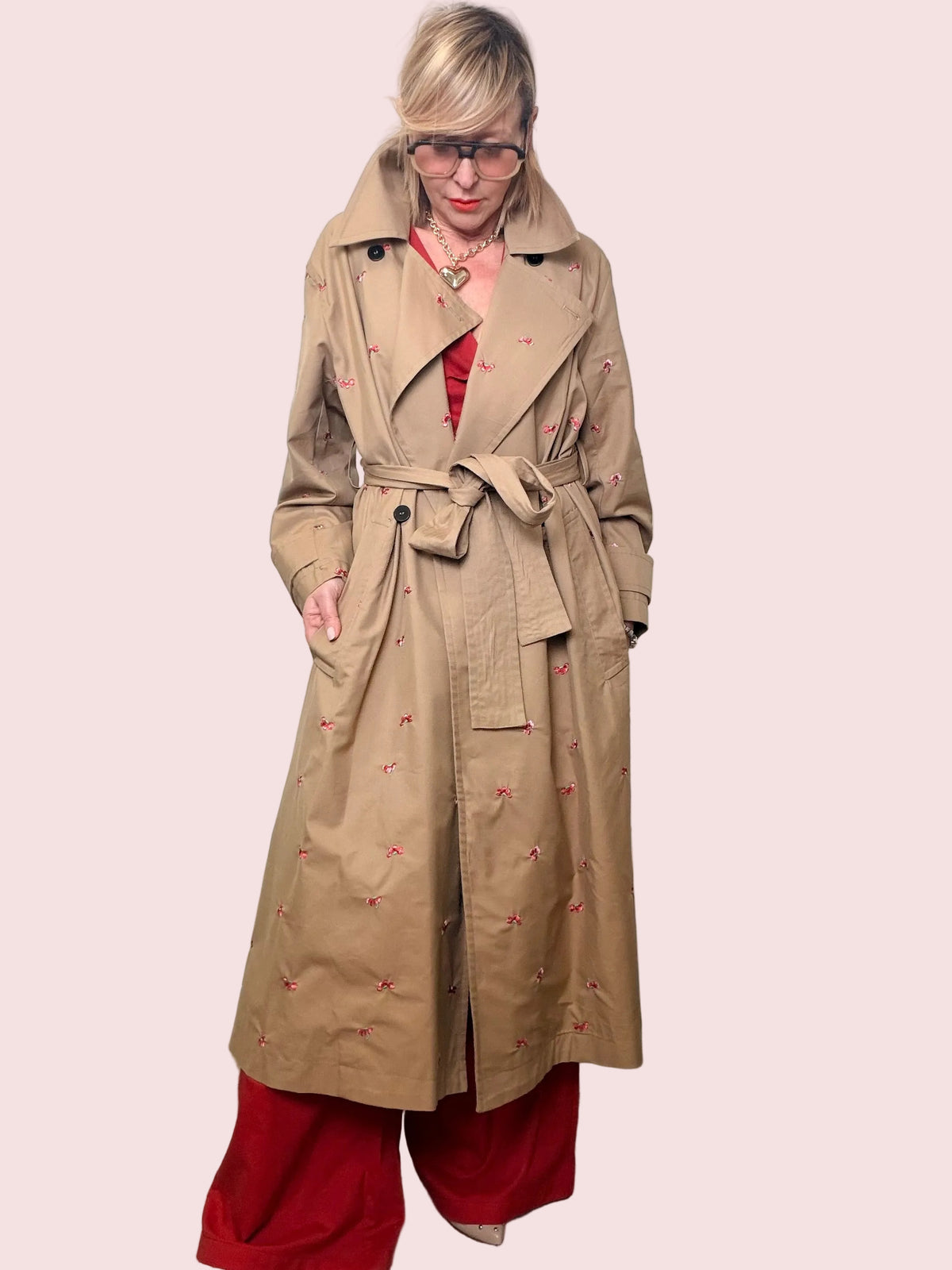 Trench Lungo con Ricami Floreali