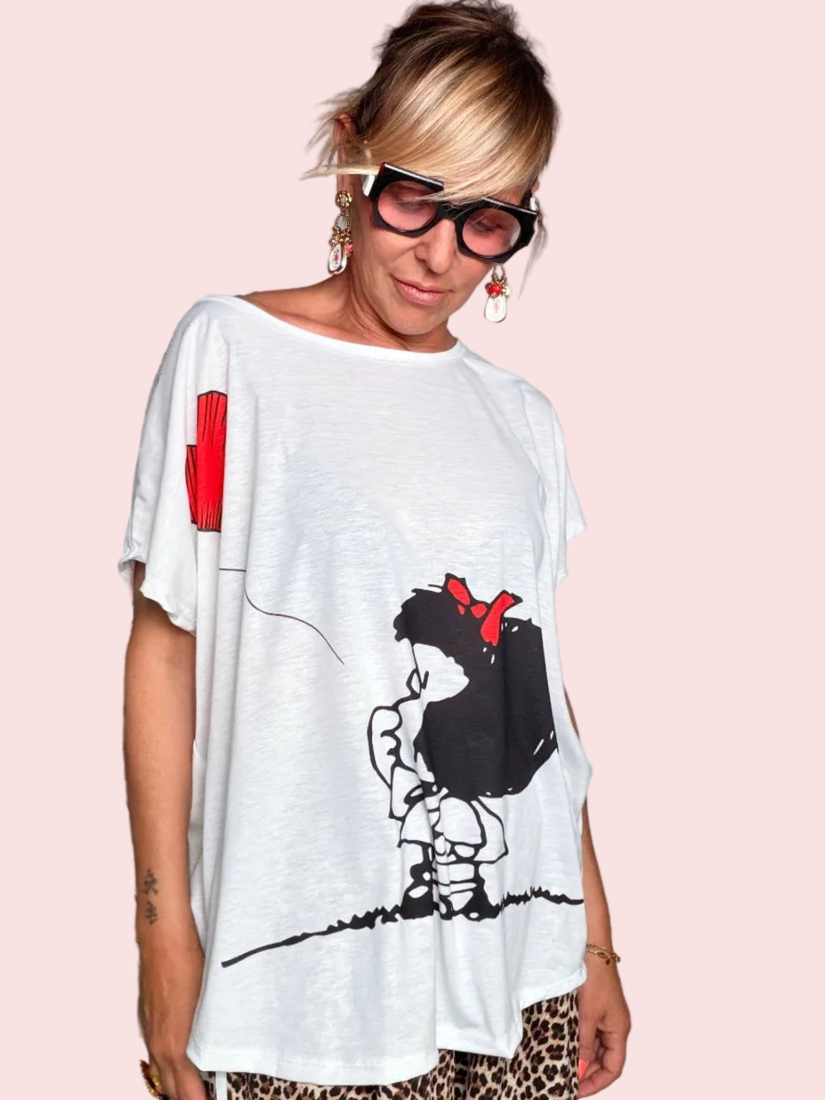 T-Shirt Oversize Stampa Fumetto Cuore — Bianca