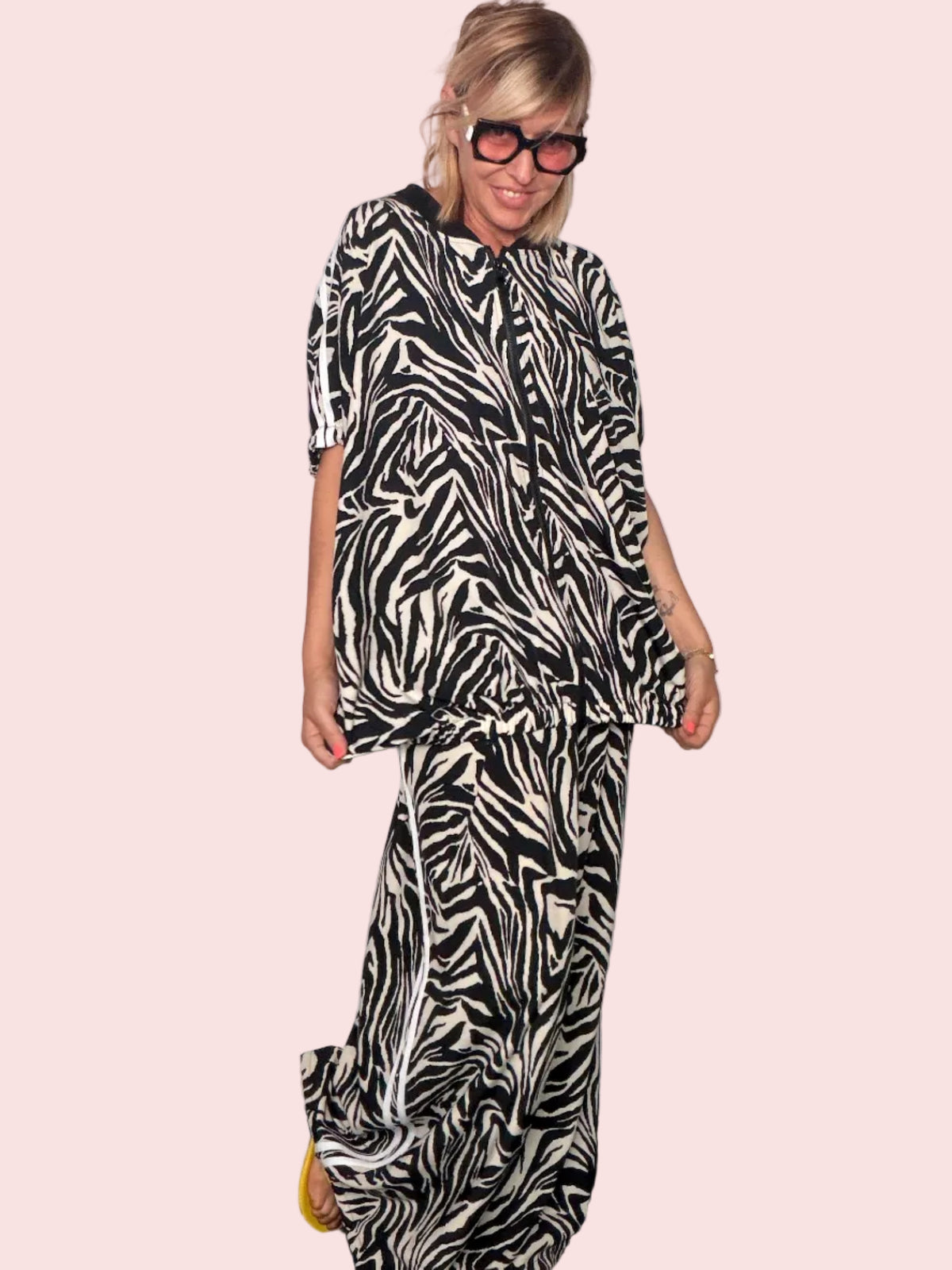 Completo Zebrato Oversize Top e Pantalone — Viscosa