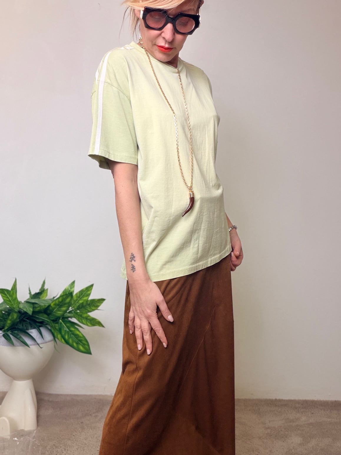 T-Shirt banda bianca manica