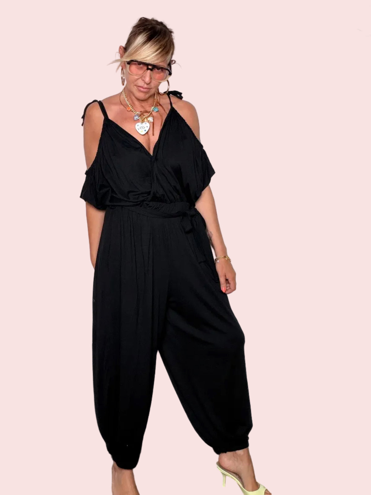 Tuta Jumpsuit Cold Shoulder Scollo a V — Bordeaux / Nero