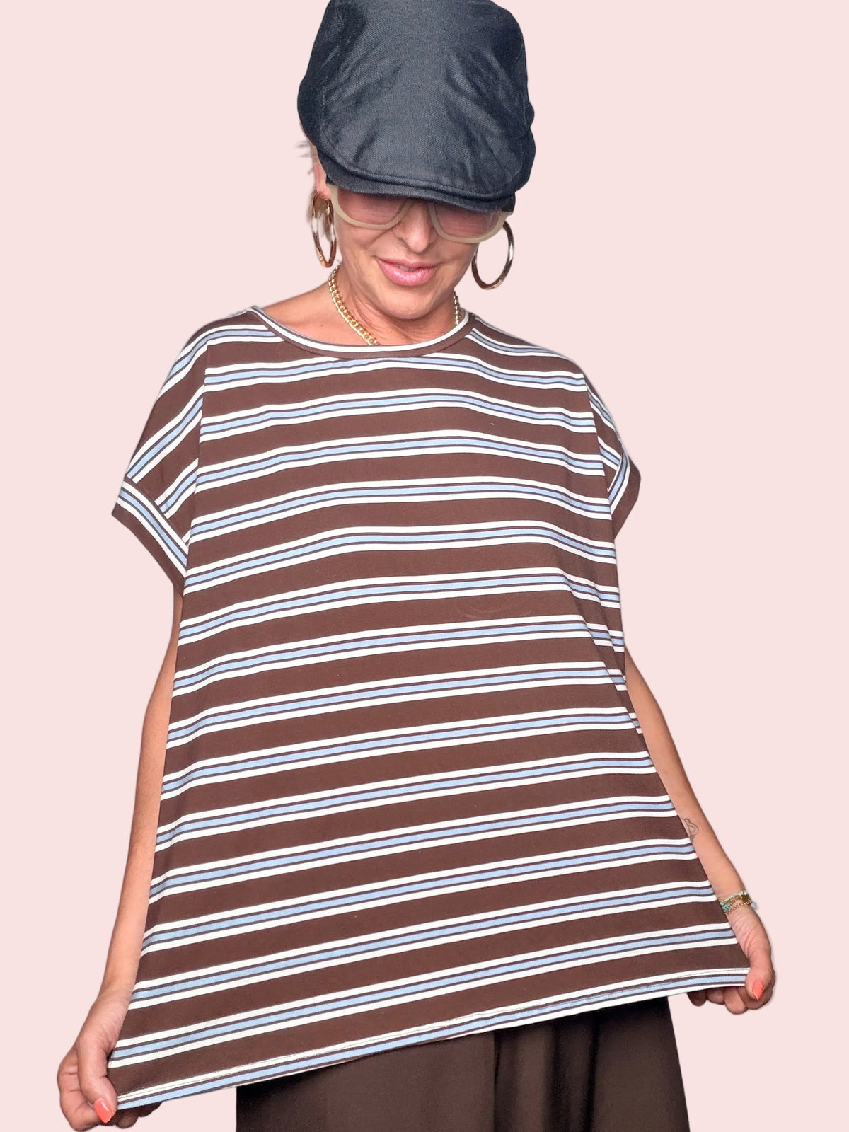 T-Shirt Oversize a Righe Maxi — Cioccolato / Bianco / Azzurro
