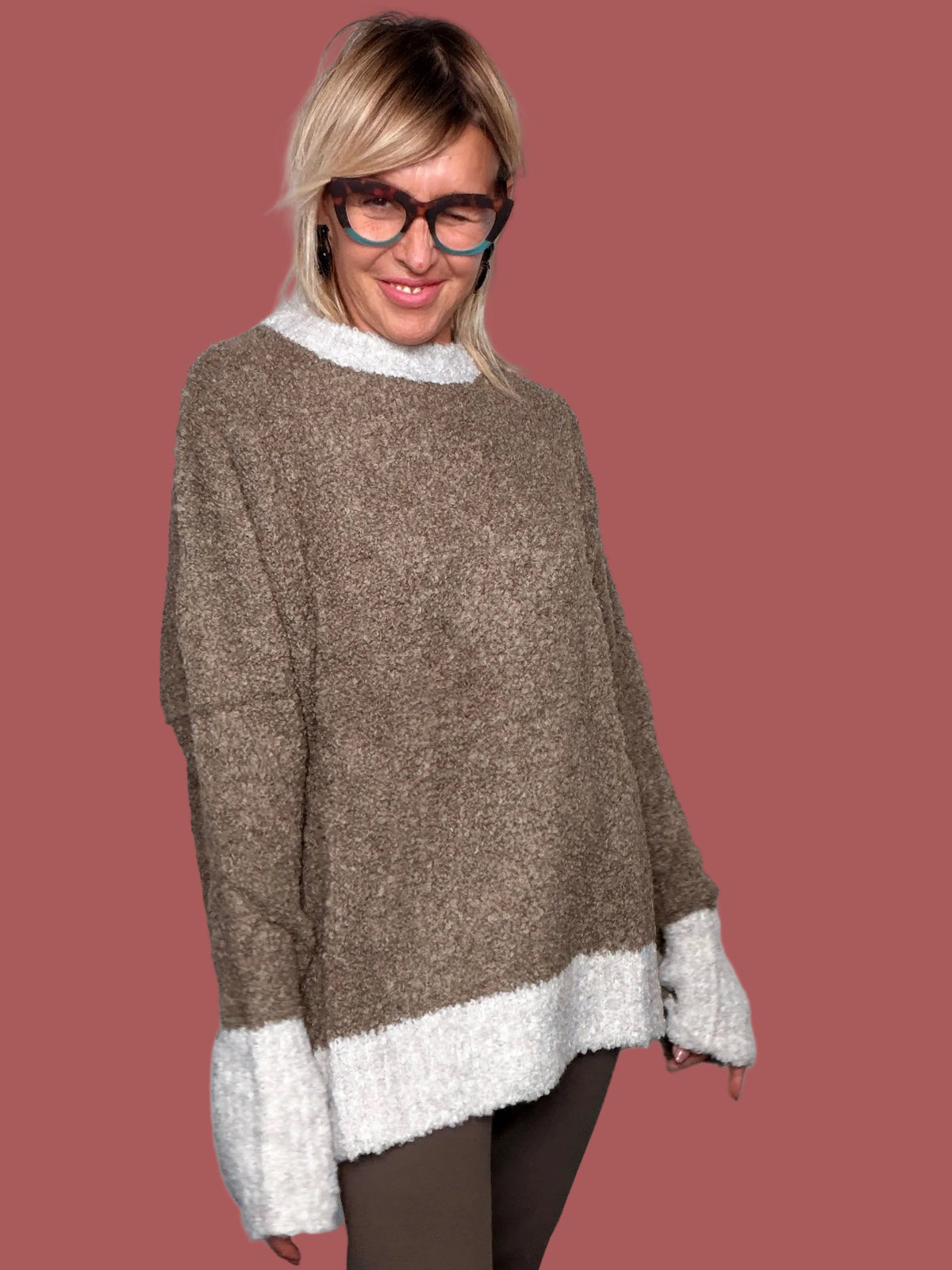 Maglia bouclé bicolore tortora e panna