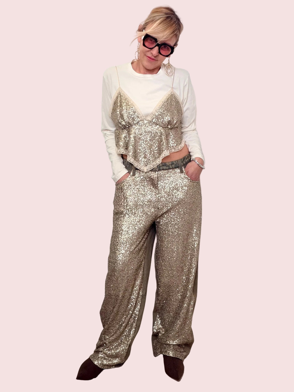 T-shirt Bianca e Top con Paillettes