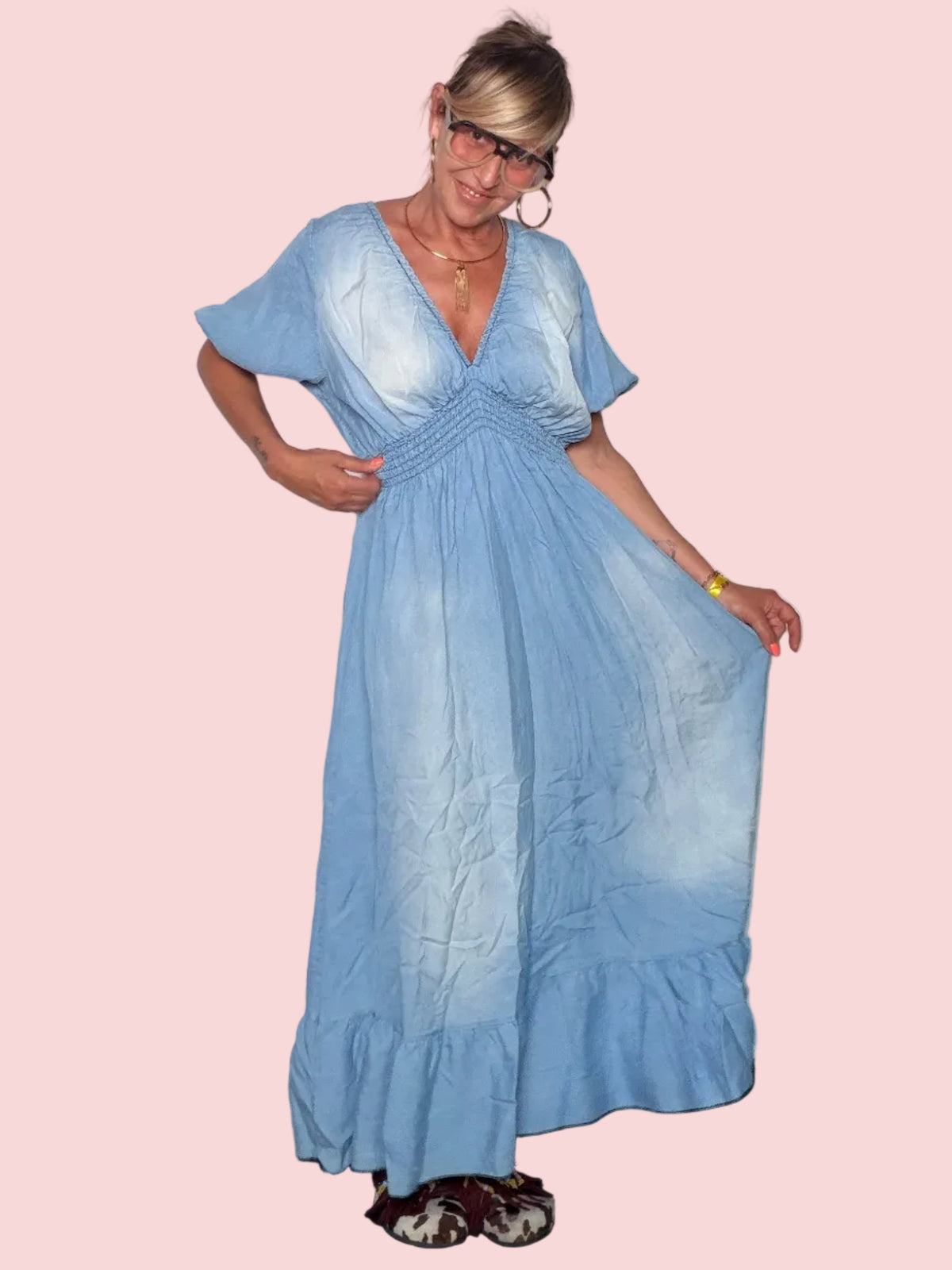 Abito Maxi Chambray Azzurro Scollo V con Vita Smock