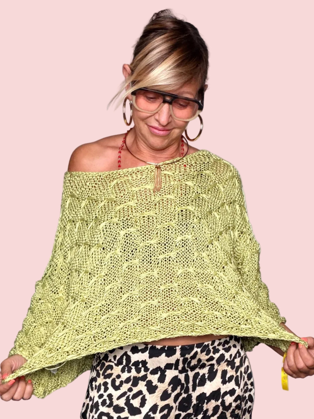Maglia crochet over – comfy con stile