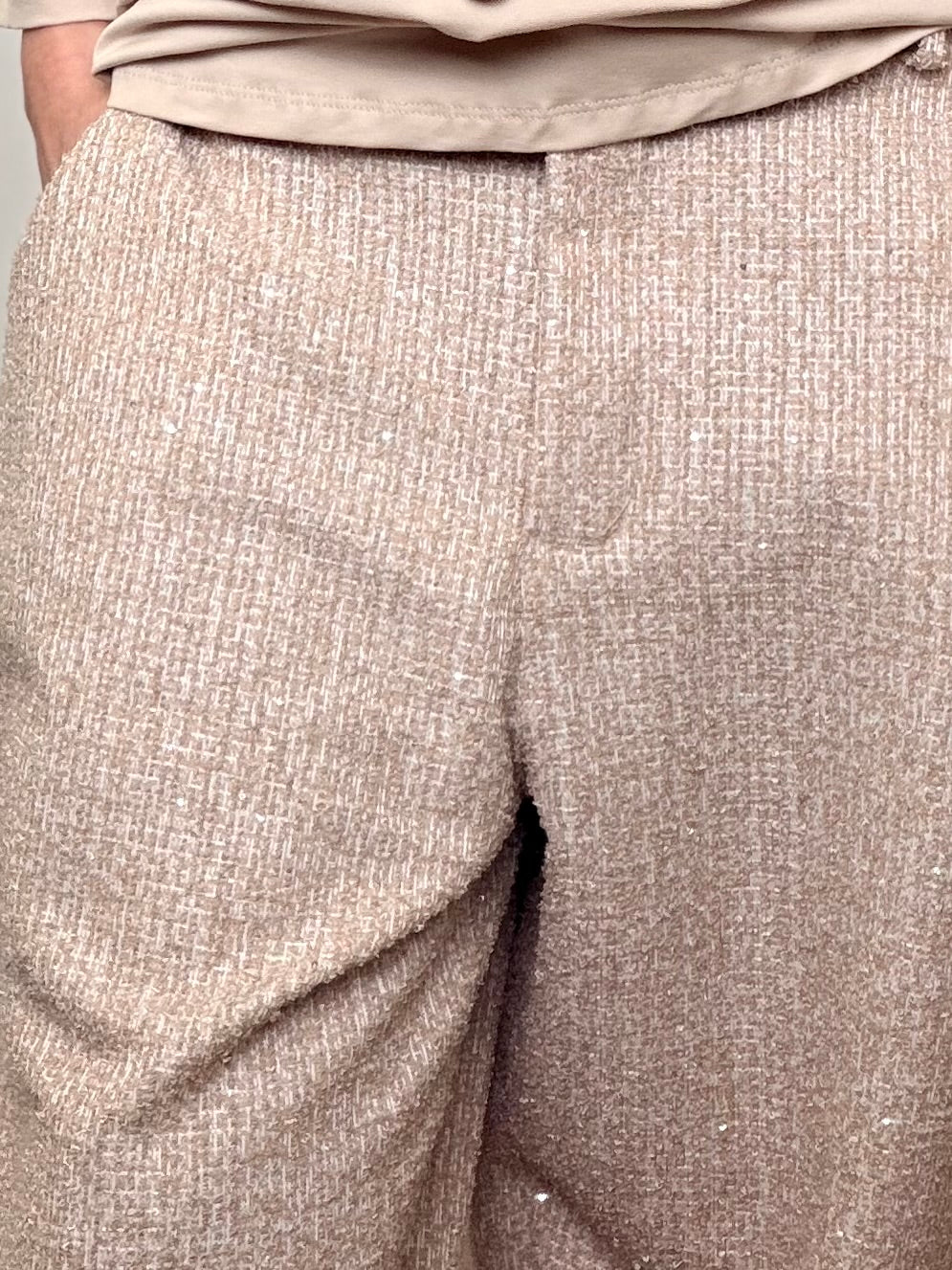Pantaloni Beige Lurex con Effetto Luminoso a Gamba Ampia