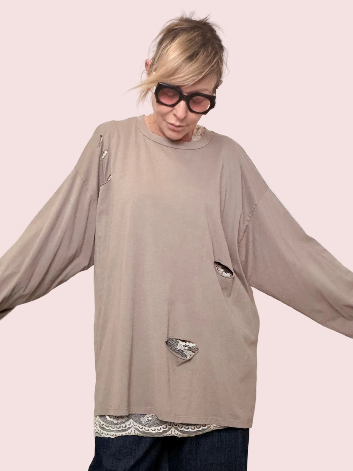 T-Shirt Over con Maglia Pizzo Sotto