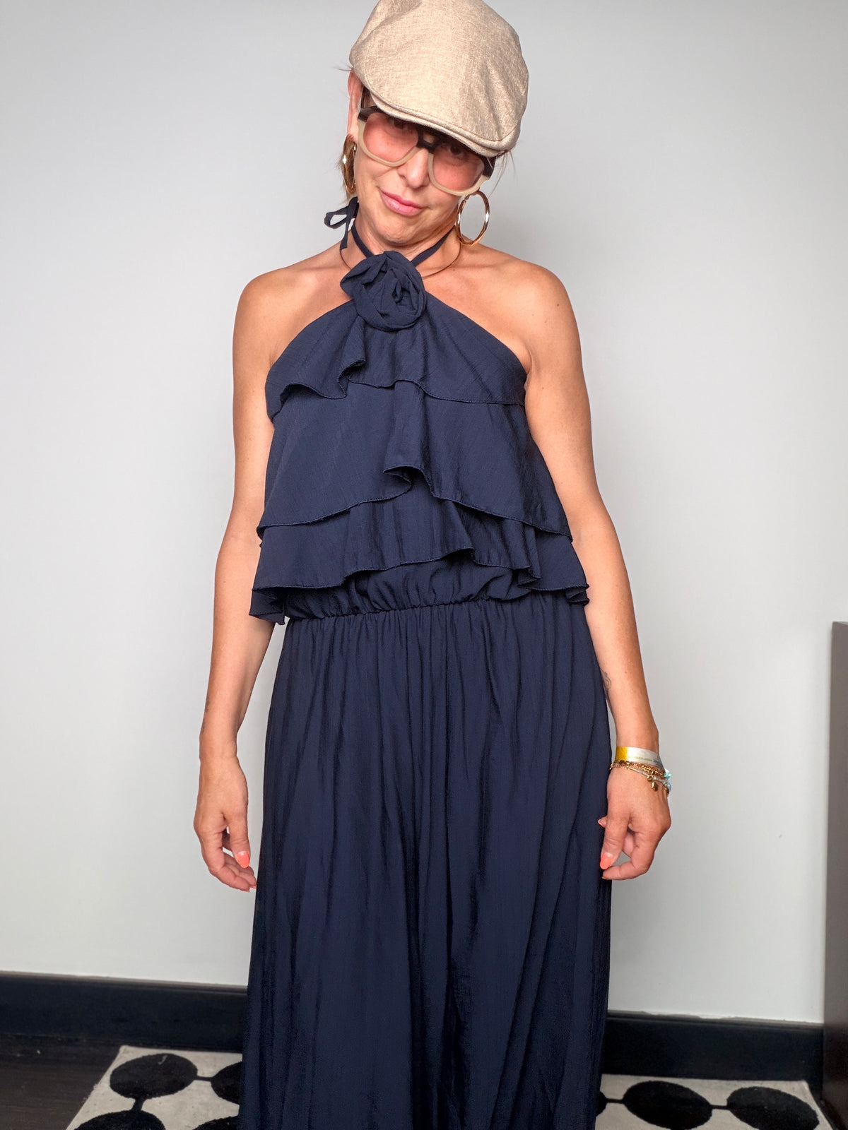 Tuta Jumpsuit Halter con Triplo Volant e Schiena Scoperta