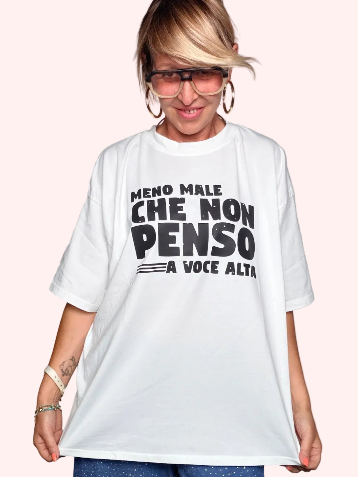 T-Shirt Oversize "Meno Male che Non Penso a Voce Alta"