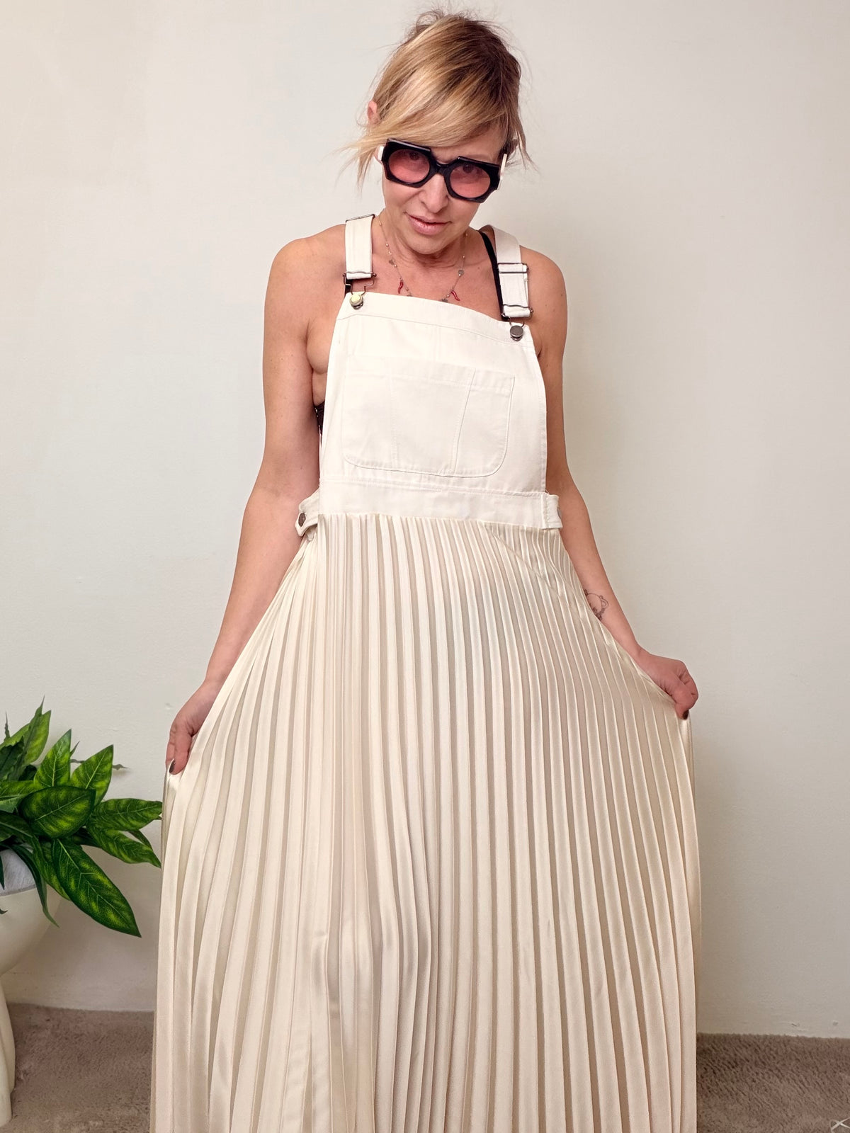 SALOPETTE CON GONNA PLISSETTATA