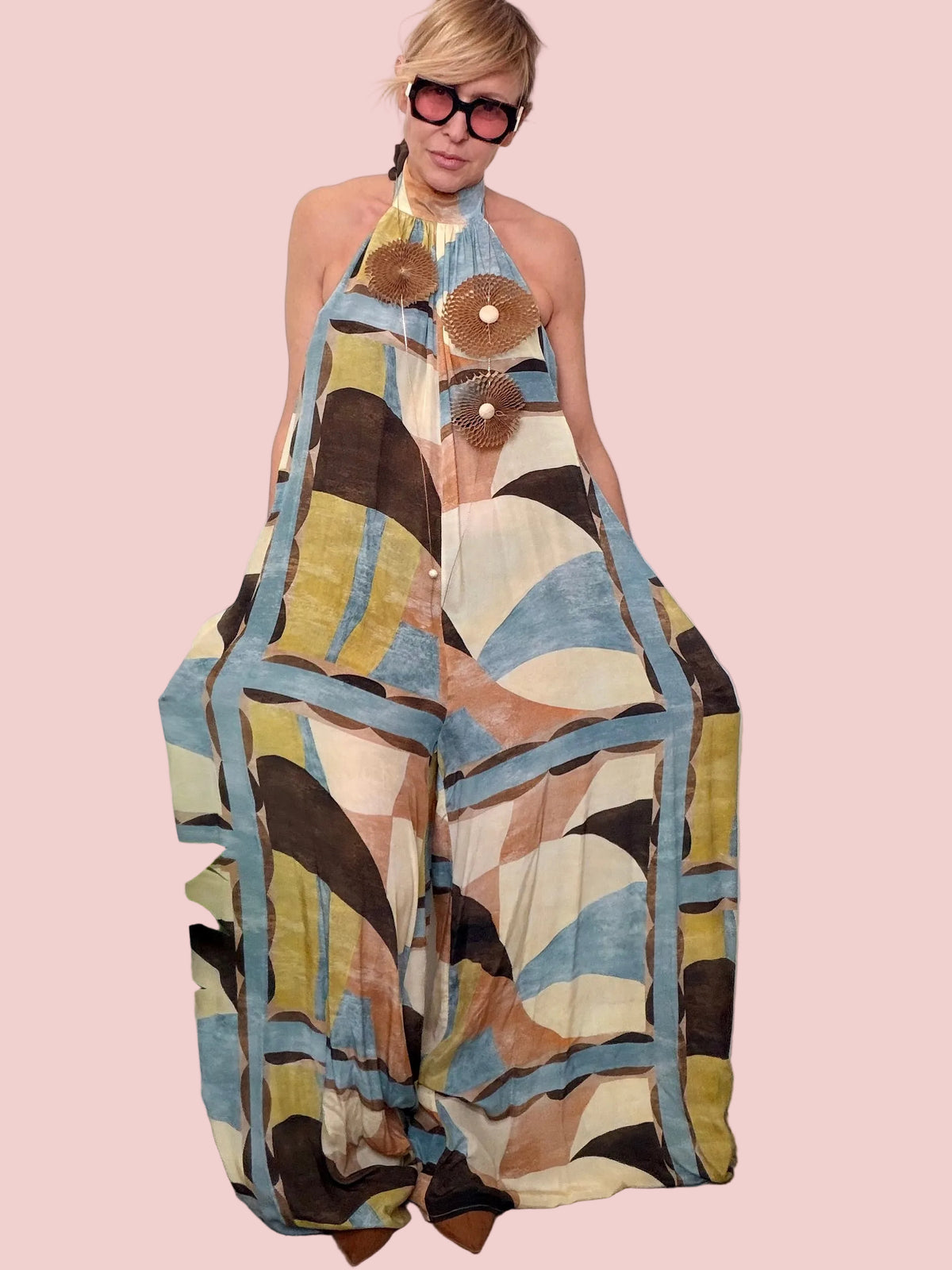 Tuta stampa geometrica multicolor applicazioni dorate