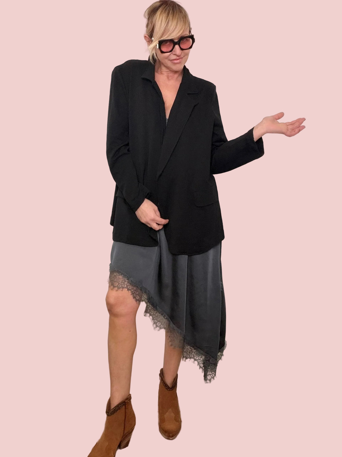 Giacca blazer nera oversize colletto revers tasche pattina