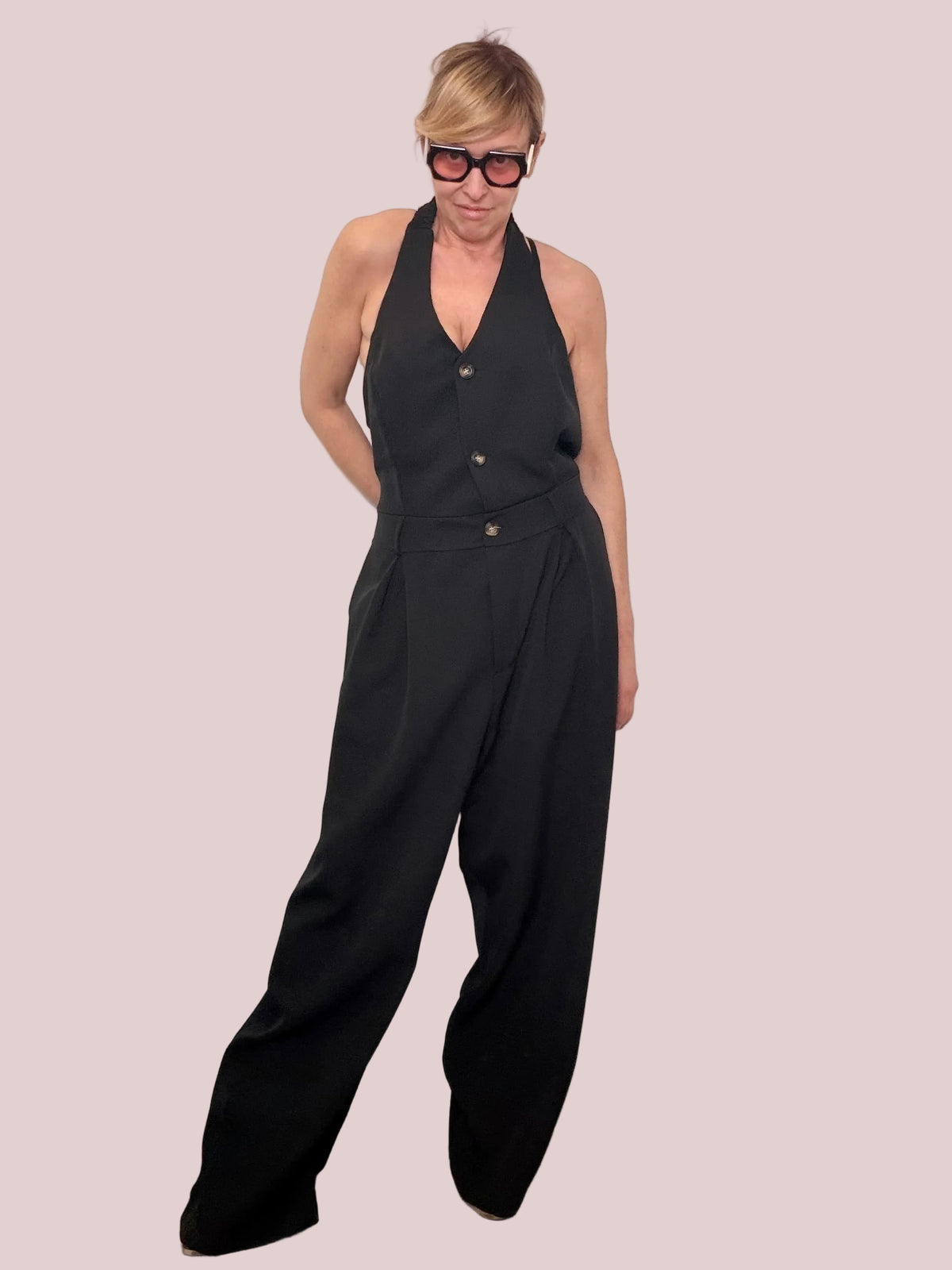 Tuta oversize scollo halter nera