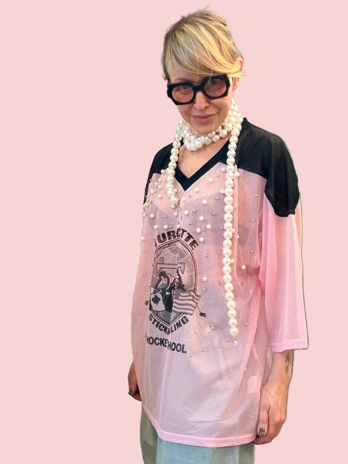 T-shirt Oversize in Rete con Stampa Hockey e Perle