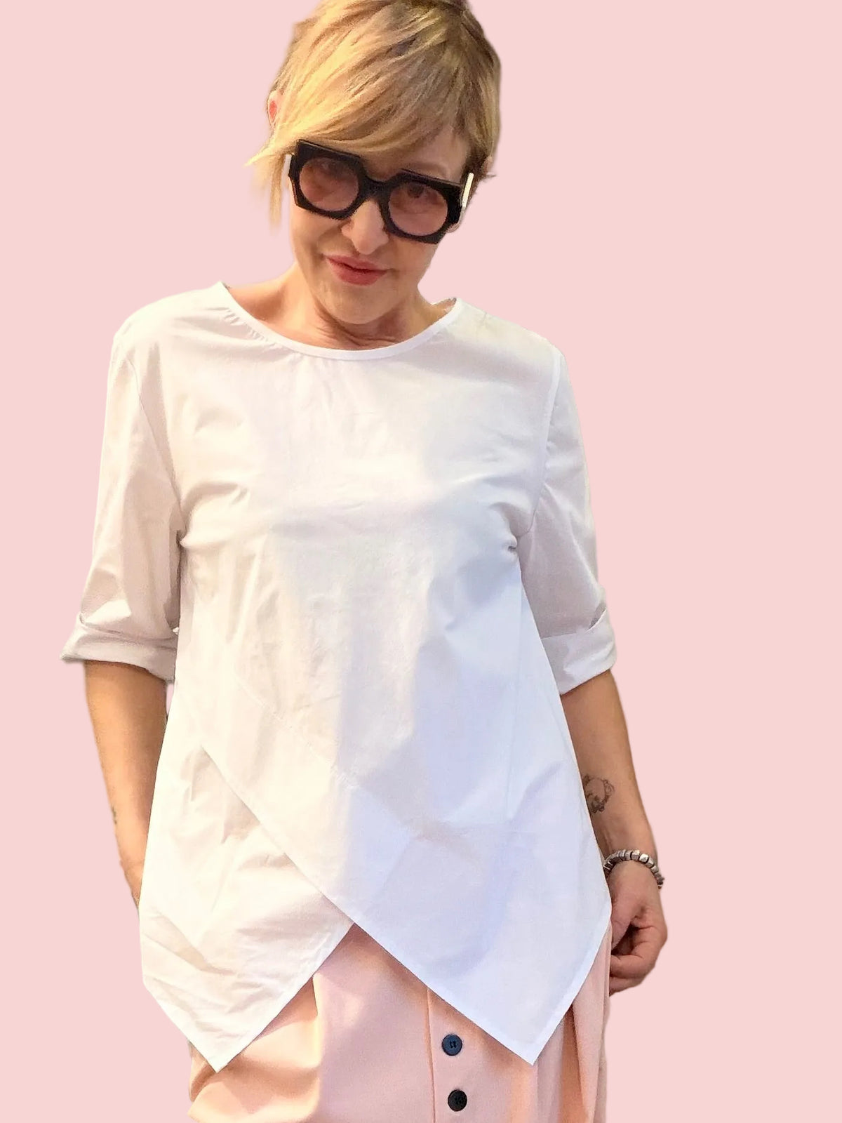 Camicia Oversize con Orlo Asimmetrico