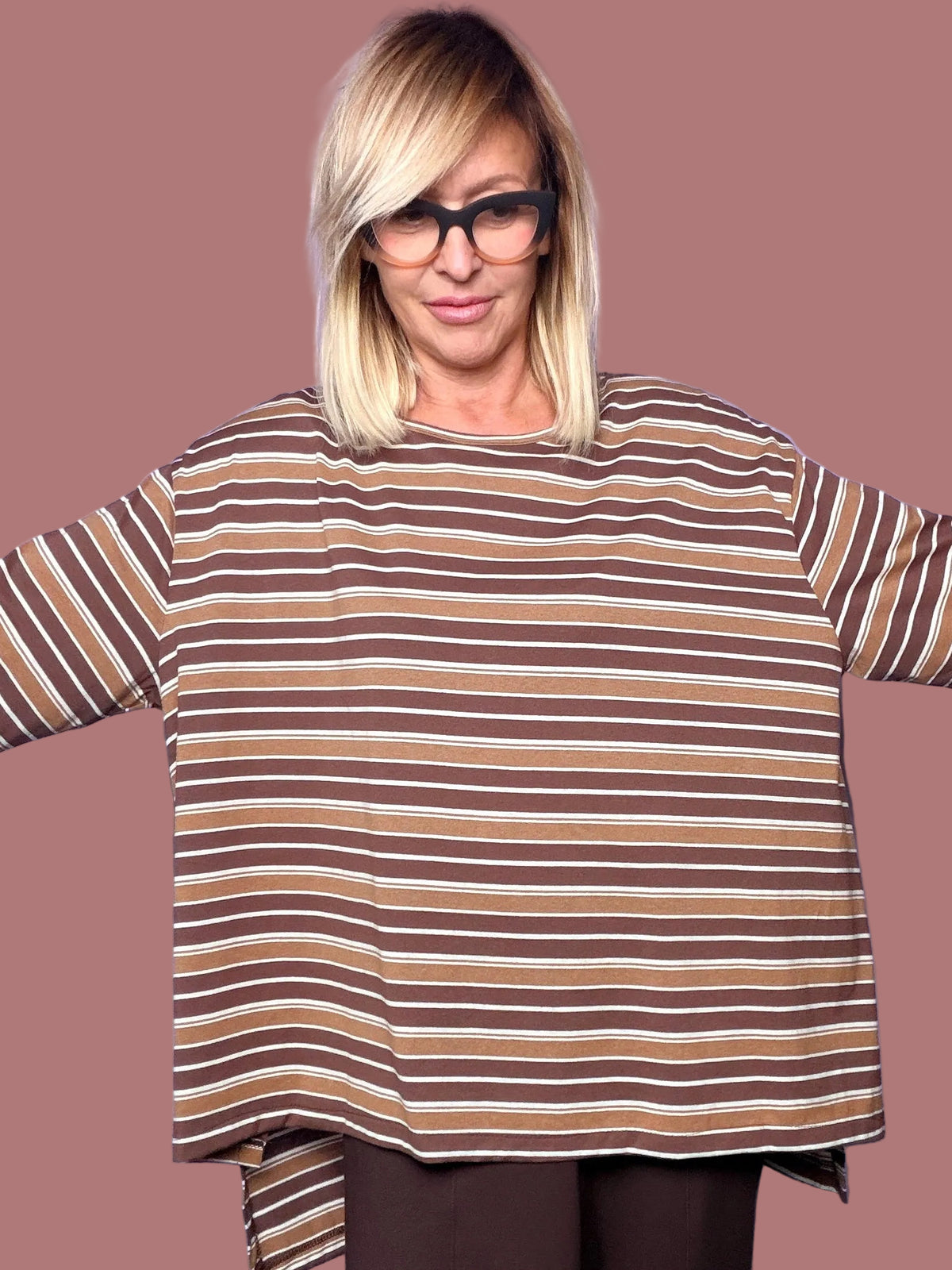 Maglia ampia a righe con fondo asimmetrico Flo&Poi