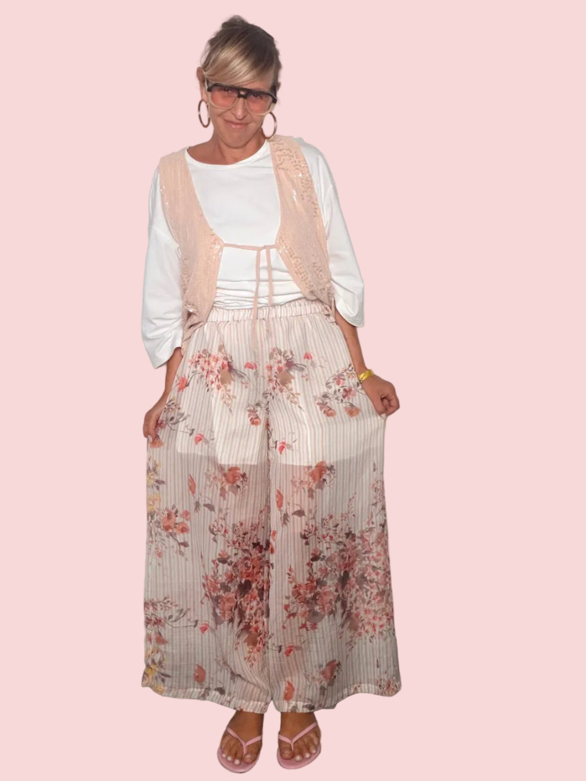 Pantalone palazzo plissettato floreale - vista intera gamba larga