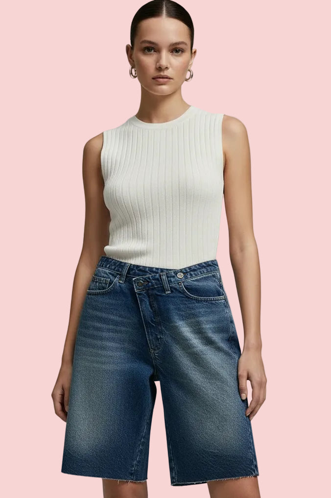 Bermuda Denim con Chiusura Asimmetrica e Dettaglio Stella