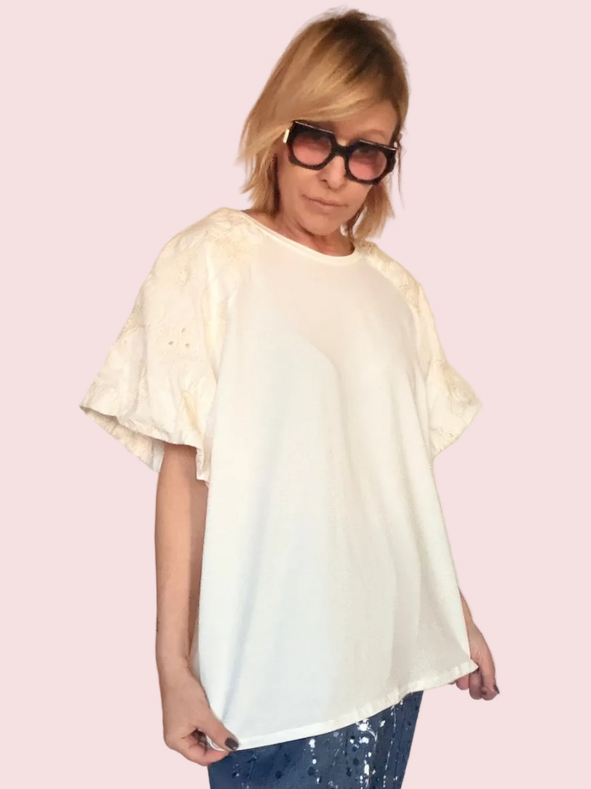 T-Shirt Oversize con Maniche a Palloncino in Sangallo