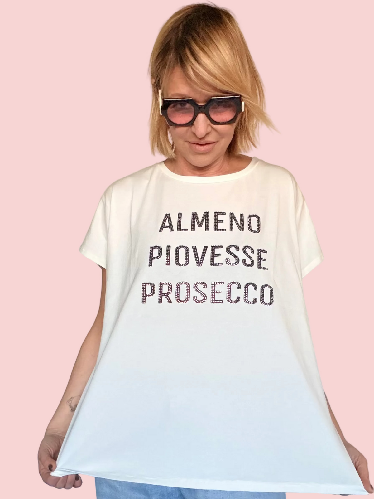 T-Shirt Over "Almeno piovesse Prosecco"
