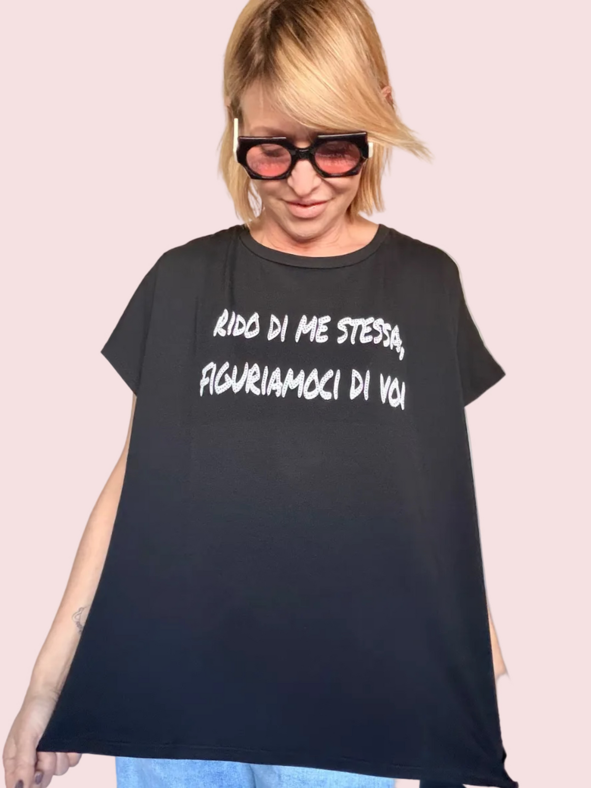 T-Shirt Over "Rido di me stessa, figuriamoci di voi"