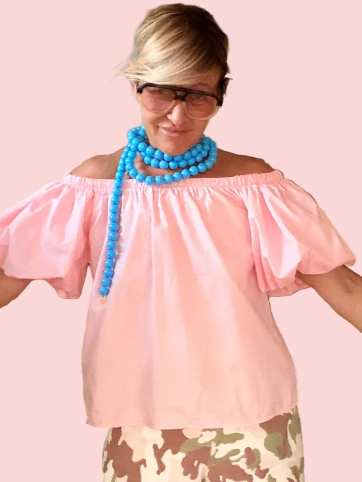 Camicia Off-Shoulder Ocra – Maniche a Palloncino