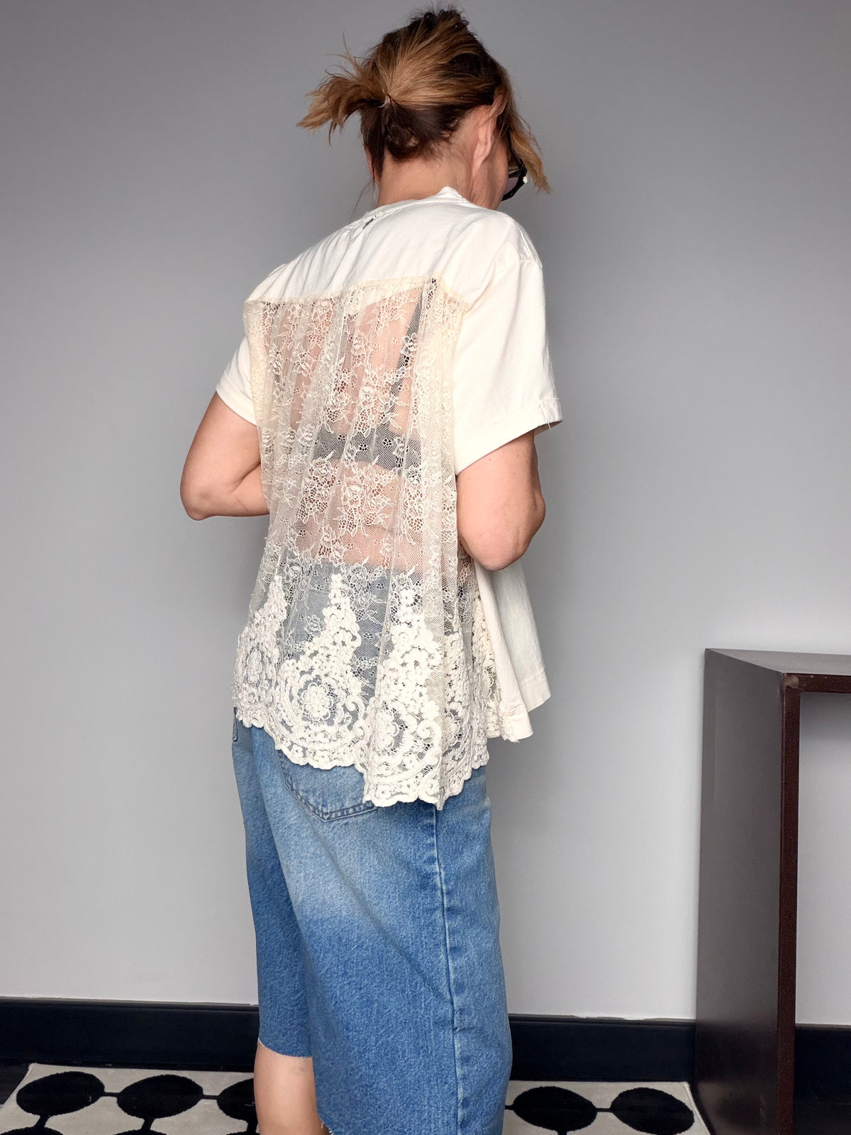 T-Shirt in Cotone con Retro in Pizzo Sangallo