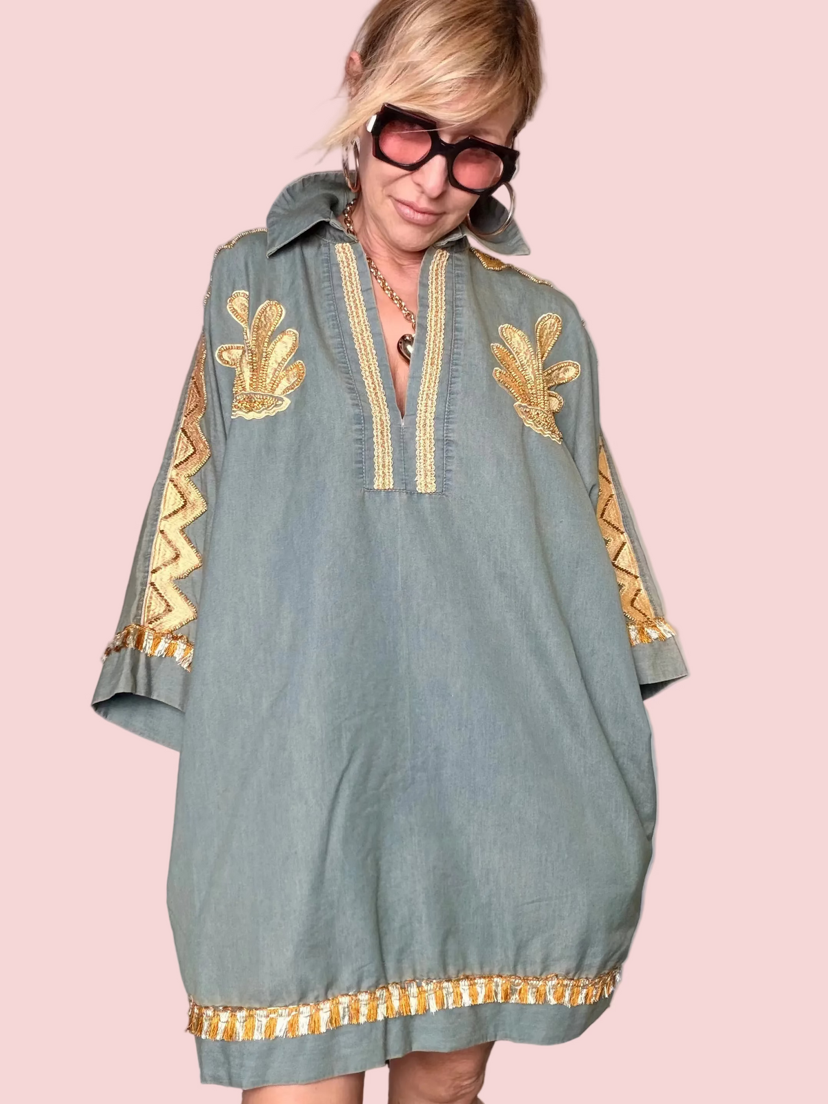 Tunica Ricamata Oro – Jeans Slavato