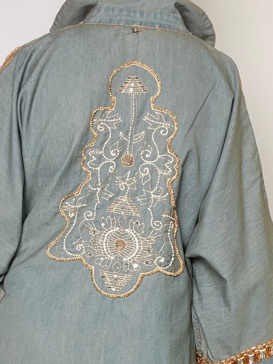 Tunica Ricamata Oro – Jeans Slavato