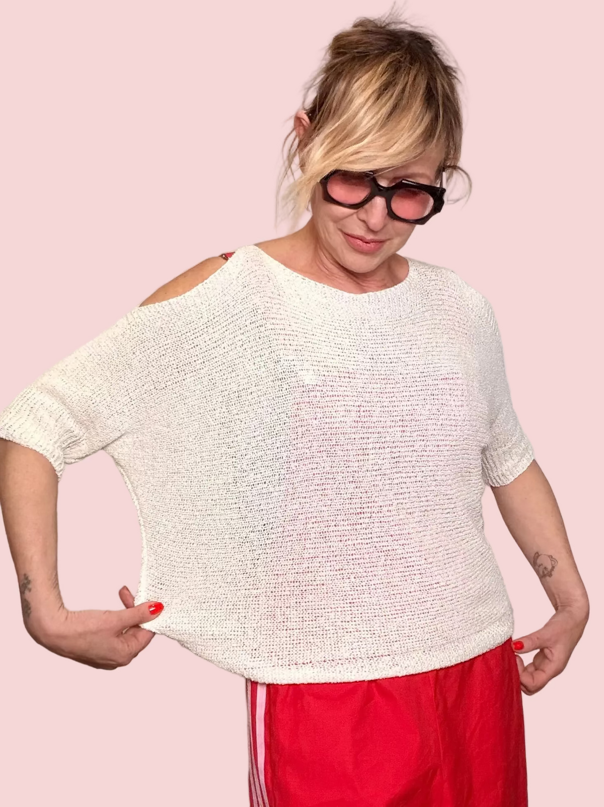 Maglia in Cotone Traforato con Cut-Out sulla Spalla