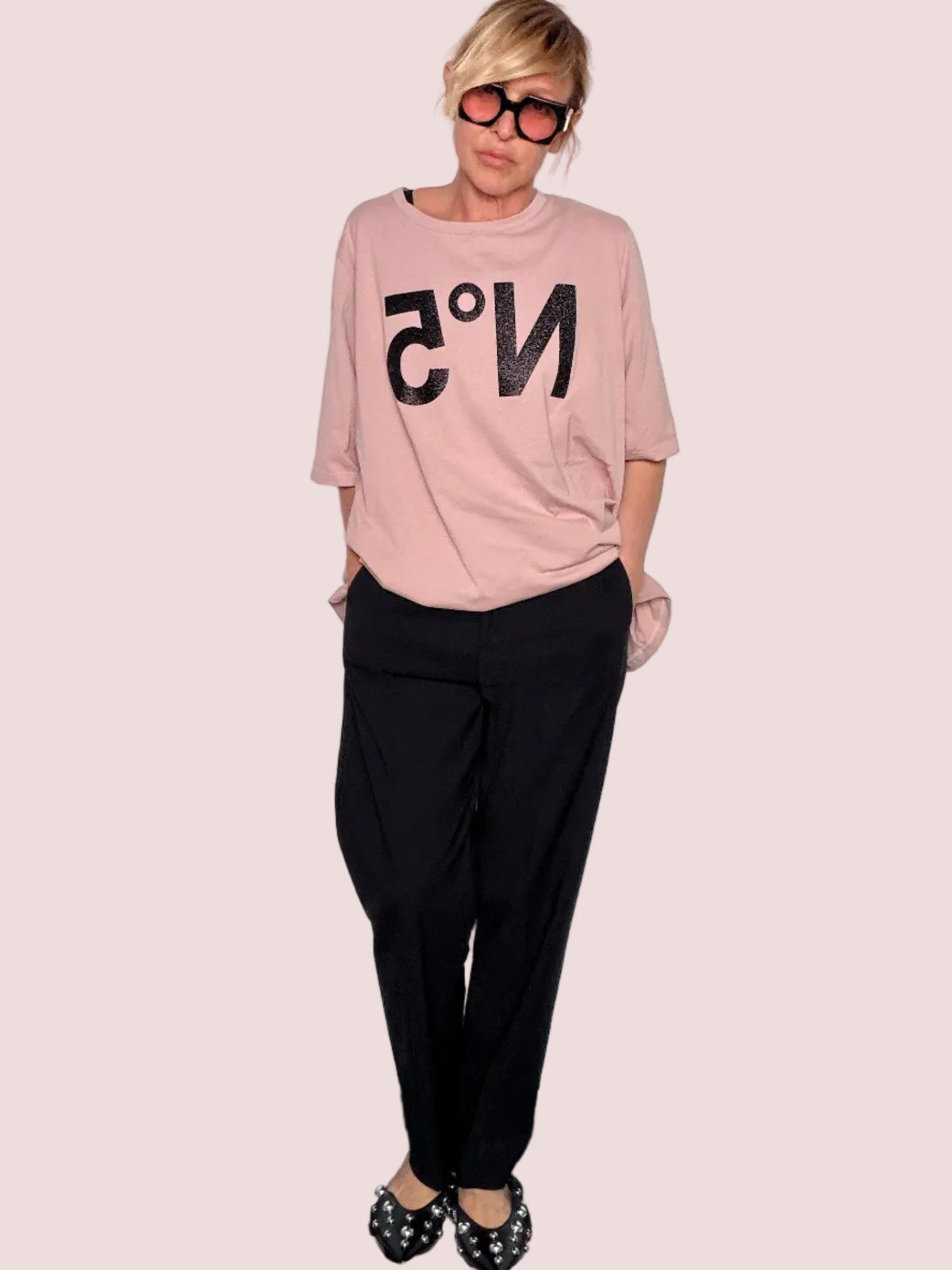 Pantalone Bengalina Nero — Vita Alta con Bottone Dorato