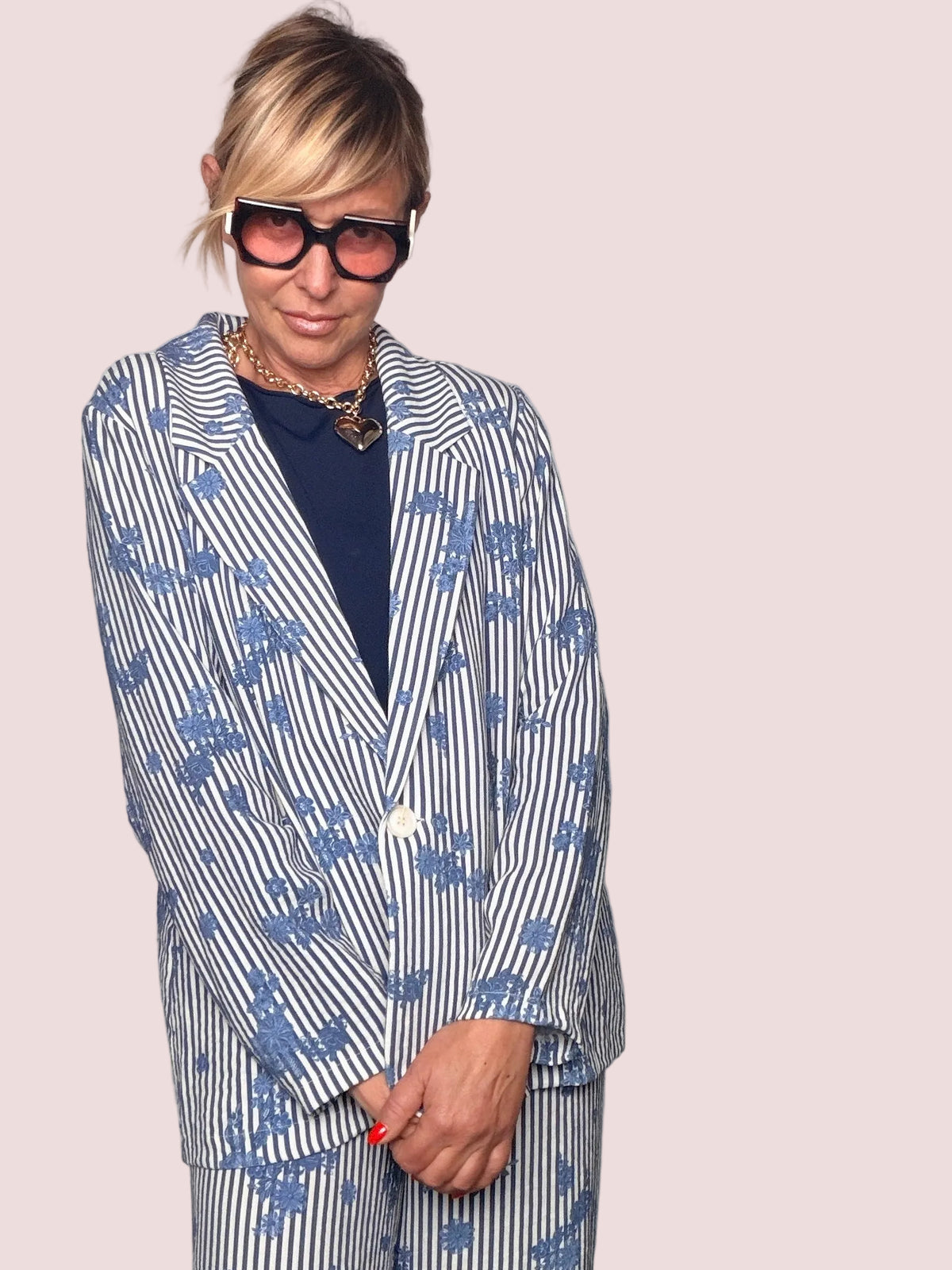 Blazer a Righe con Ricami Floreali