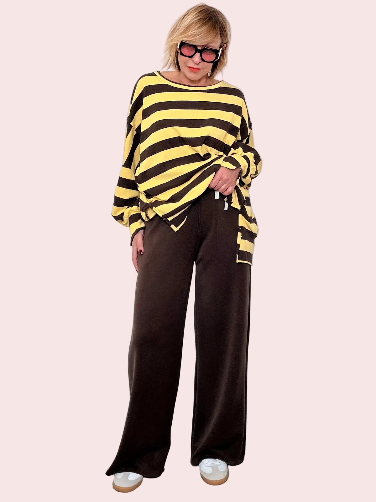 Pantalone in modal morbido a gamba ampia – comfort e stile senza rinunce