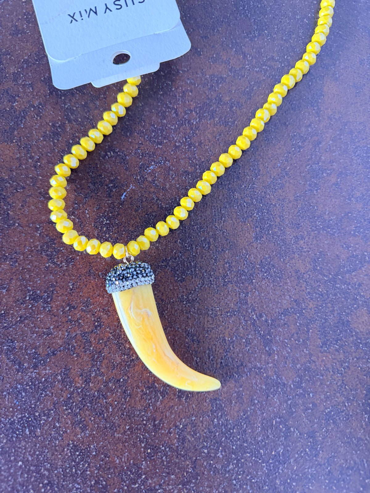 Collana cristalli con ciondolo corno – Susy Mix