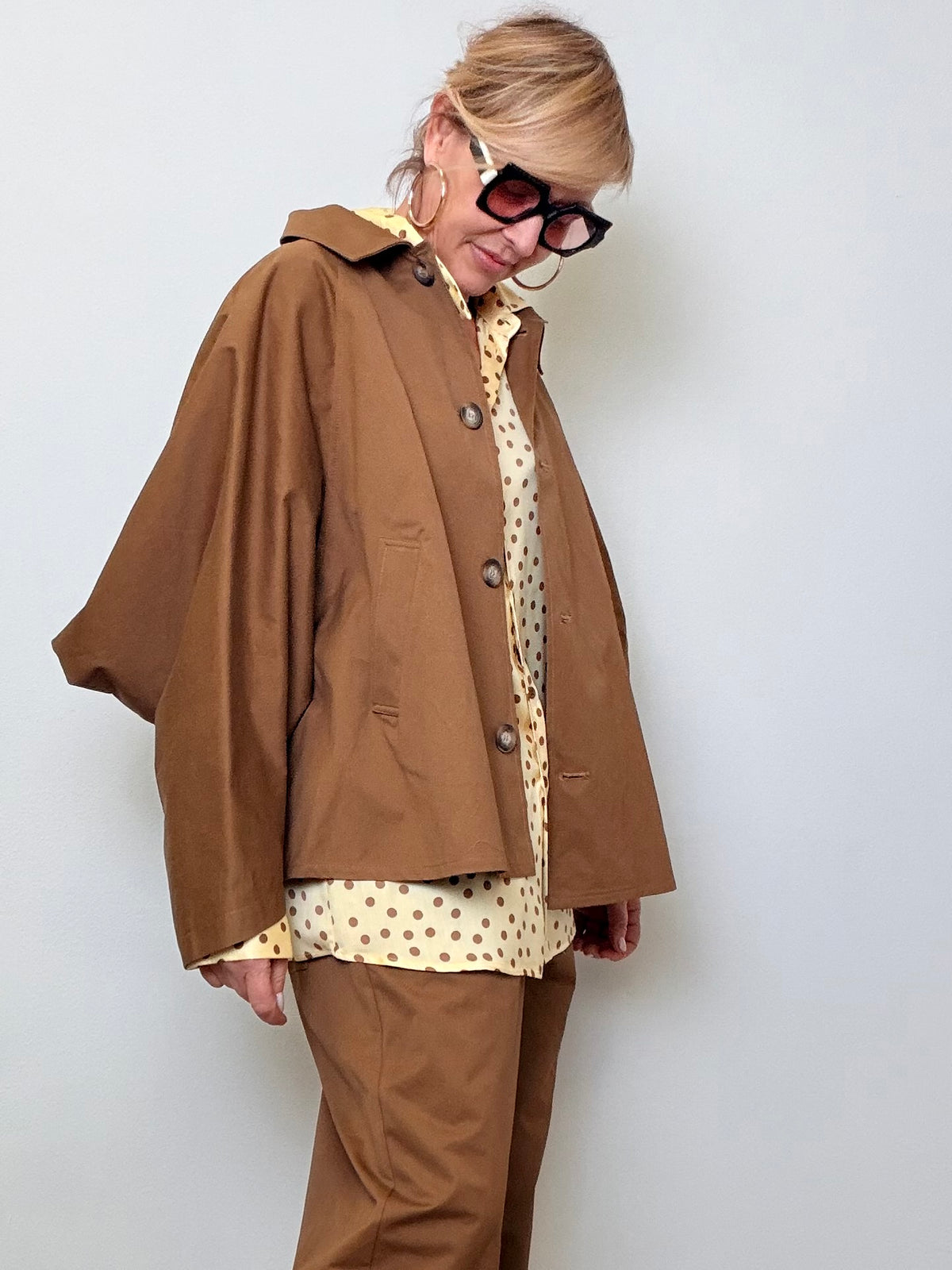 Giacca Over Cropped – Chic Rilassato con Stile