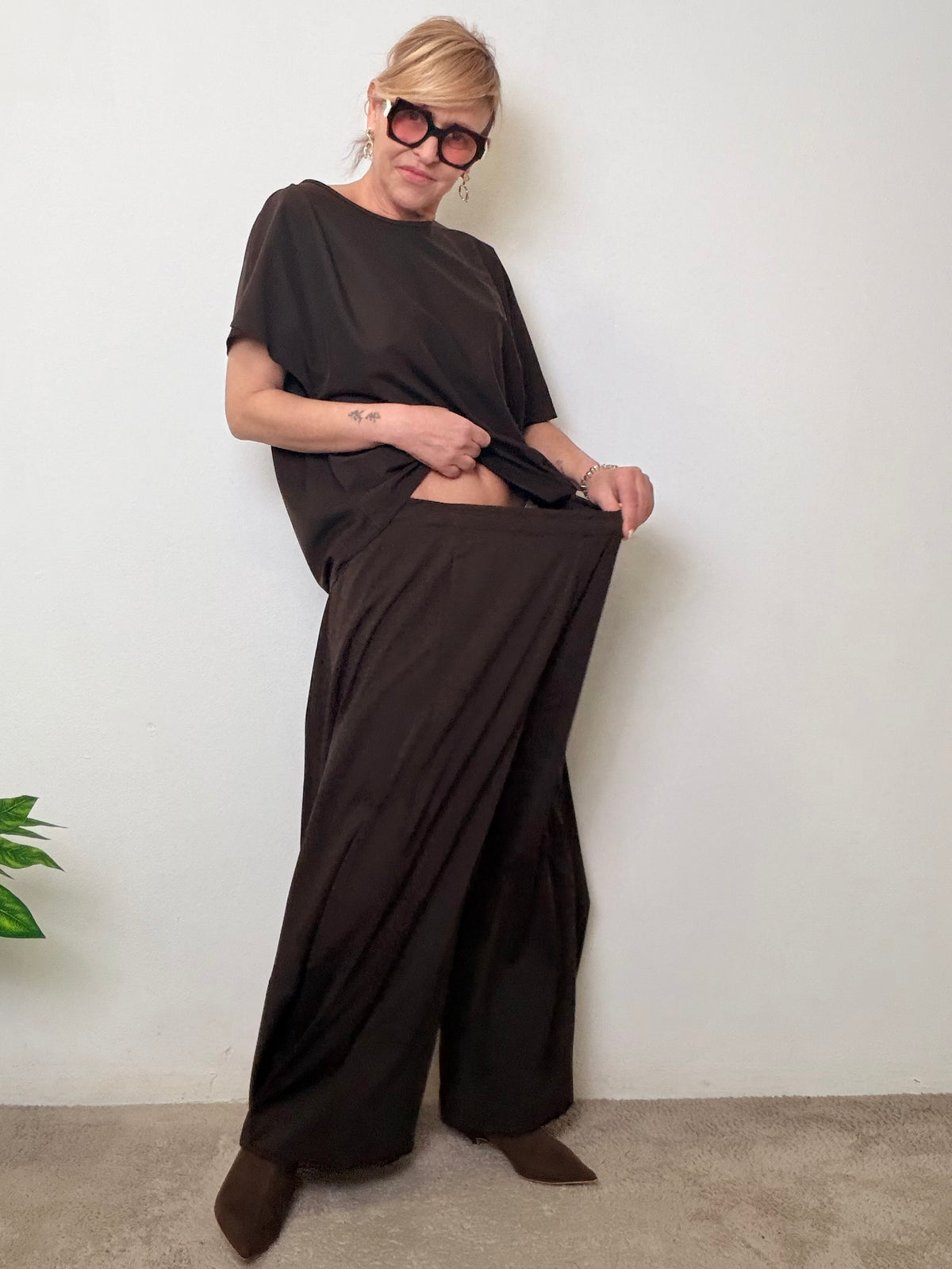 Pantalone over con elastico e cavallo basso