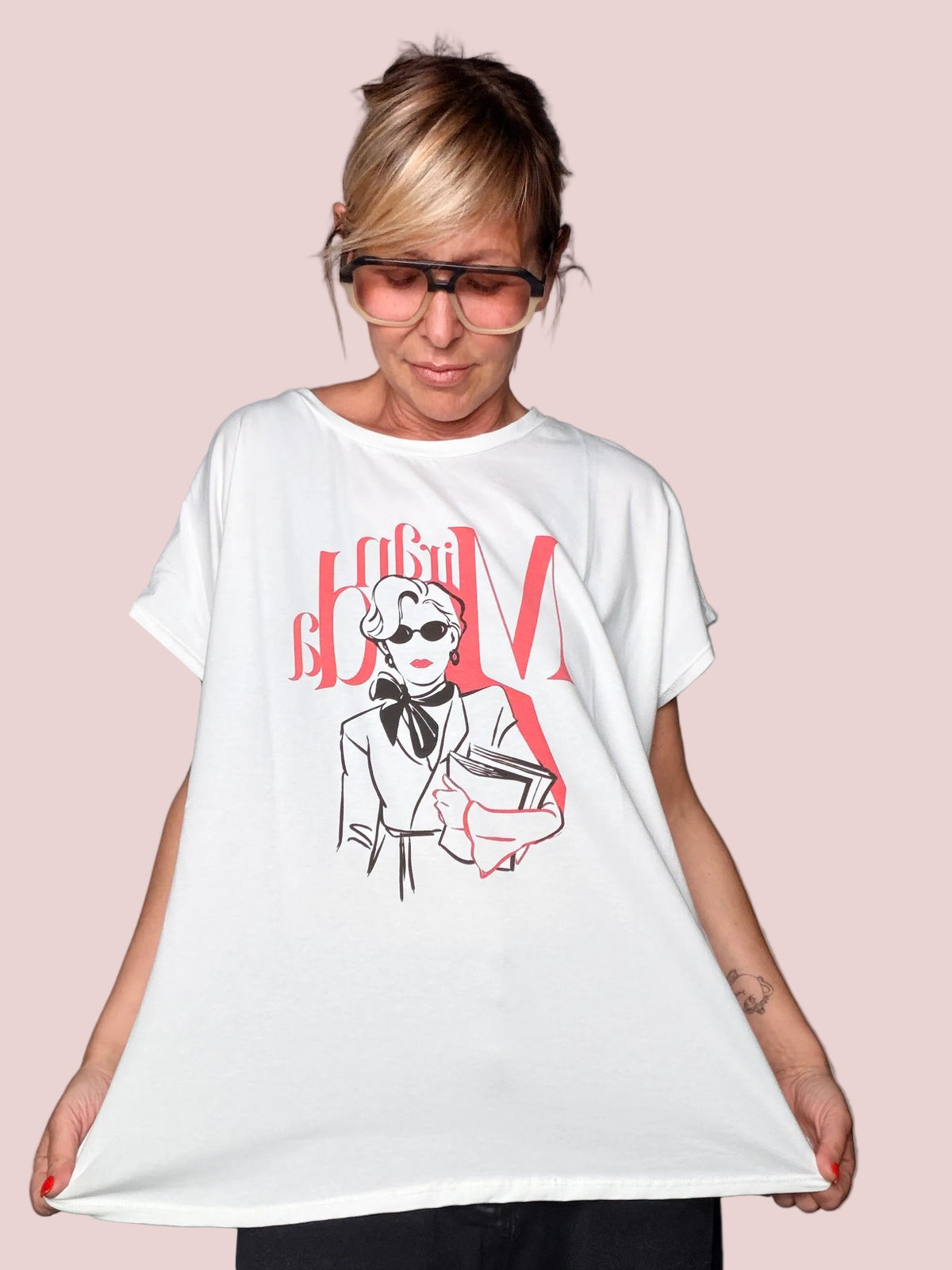 T-Shirt Graphic Madame