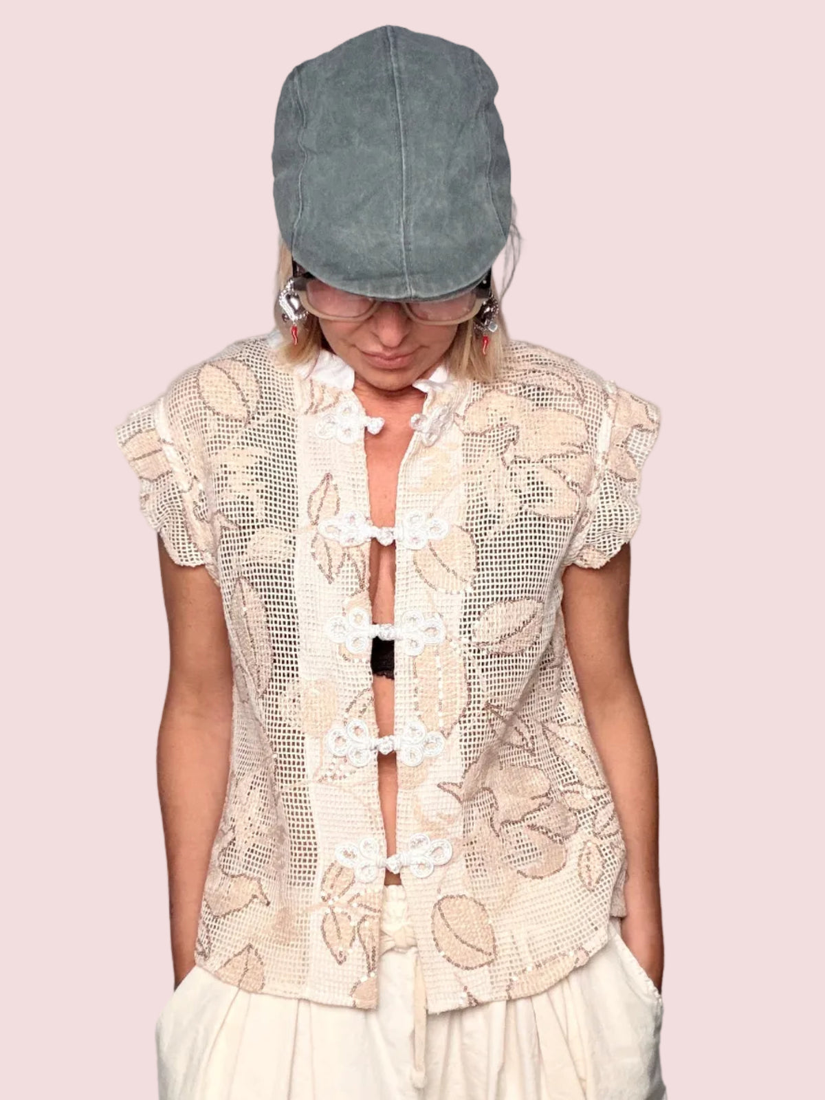 Camicia in Pizzo Crochet Traforato con Bottoni a Fiore