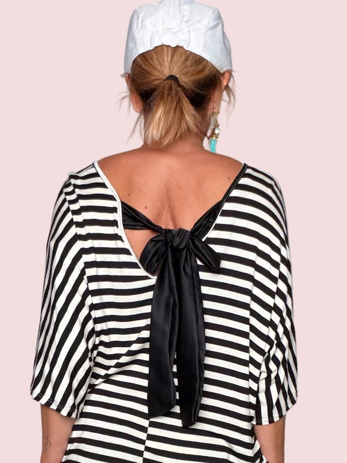 Maglia Oversize a Righe con Fiocco sulla Schiena