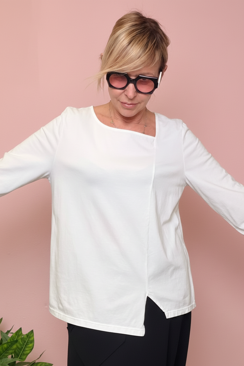 T-shirt oversize sfondo rosa - foto 2