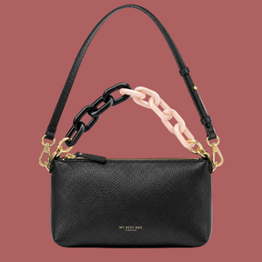 Mini borsa nera, fronte con catena nera e rosa chiaro e tracolla regolabile