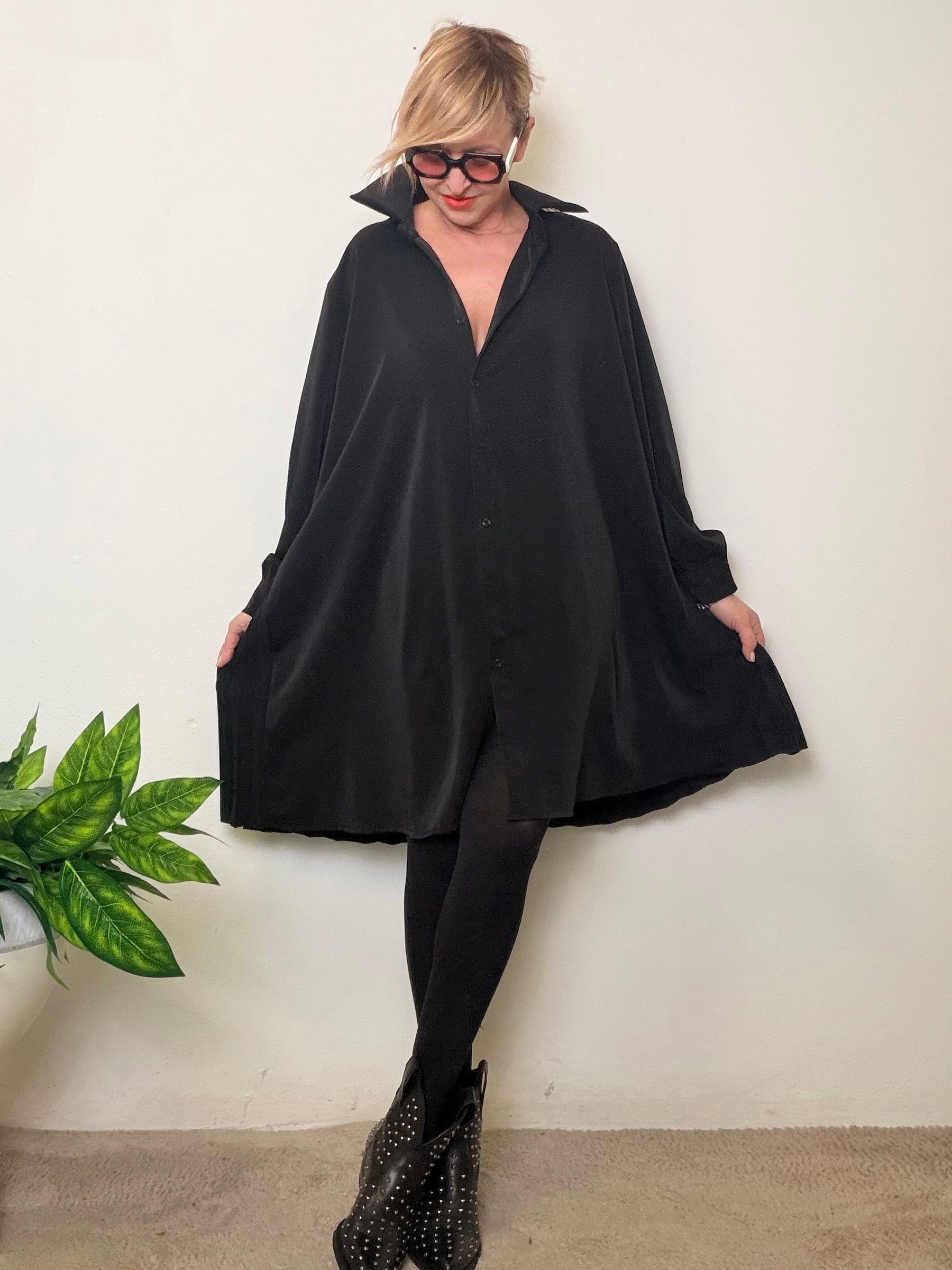 Abito-Camicia Oversize con Retro Plissettato