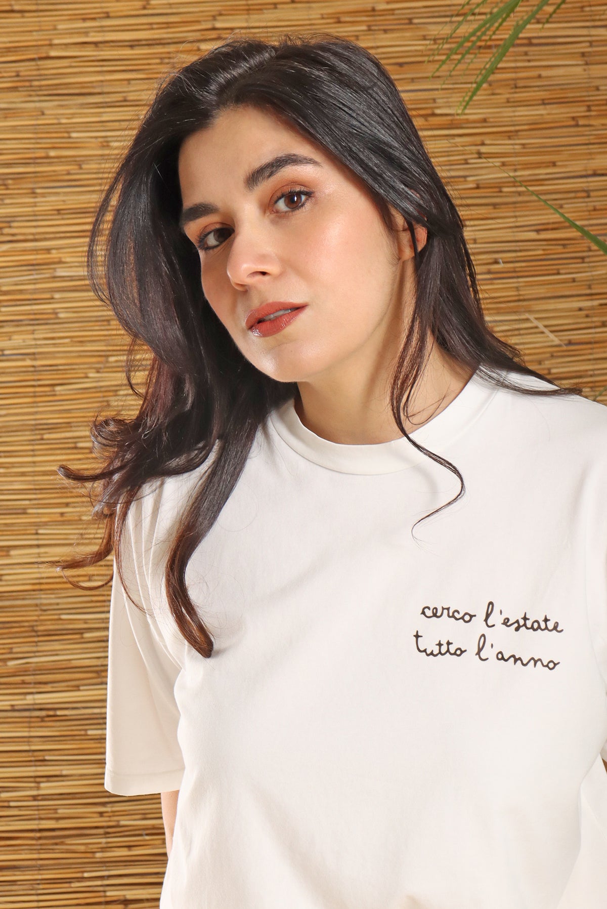 T-shirt "Cerco l'Estate Tutto l'Anno" – Bianco Panna ( PREVENDITA)