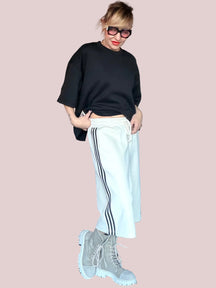 Bermuda in modal con riga laterale e