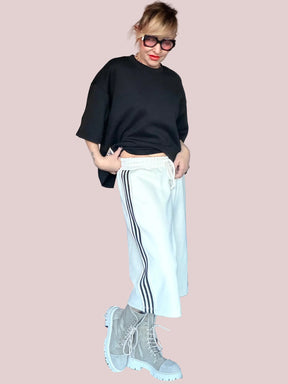 Bermuda in modal con riga laterale e