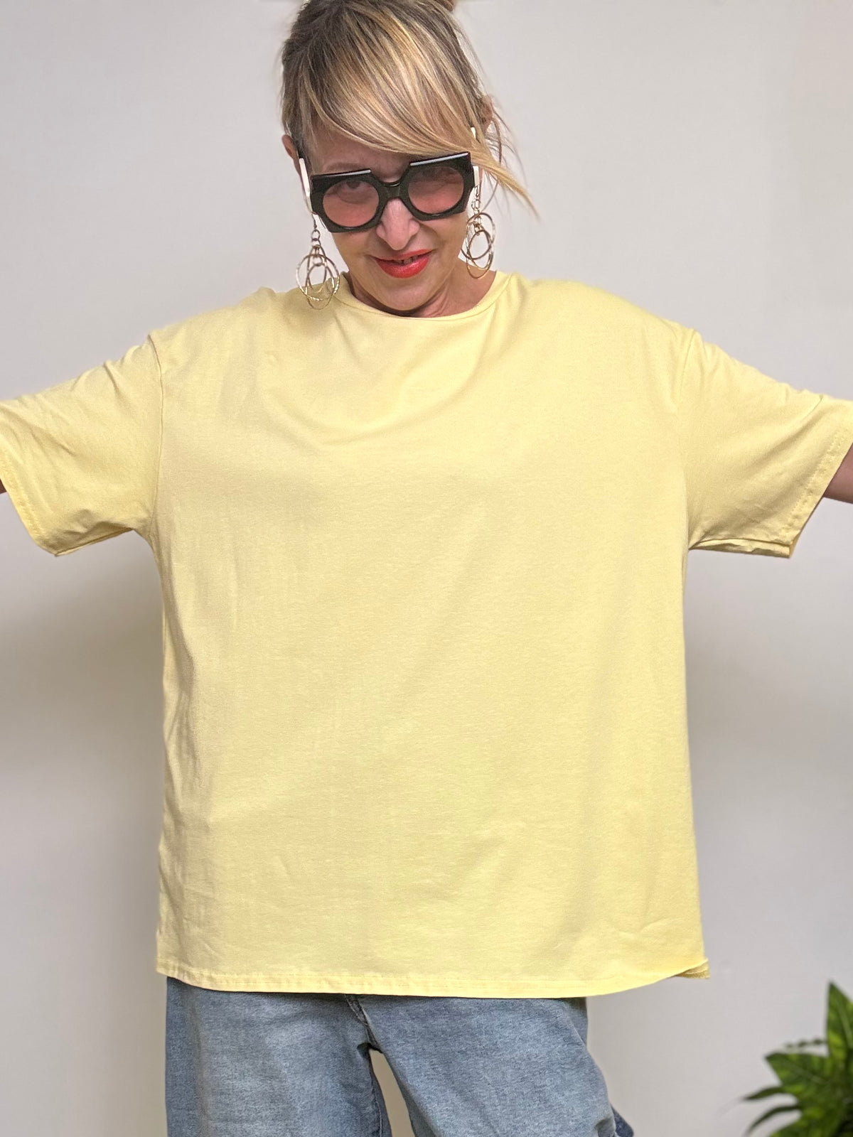 T-Shirt Over – Basica… ma con Super Poteri